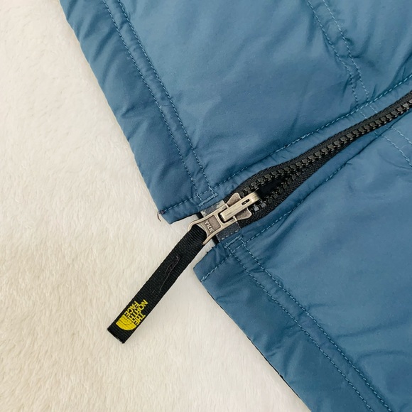 north Face kid’s vest - Picture 7 of 8